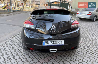 Купе Renault Megane 2009 в 