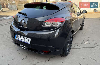 Купе Renault Megane 2009 в 