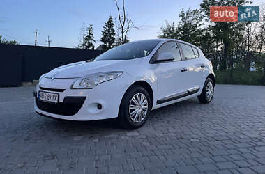 Хетчбек Renault Megane 2012 в 