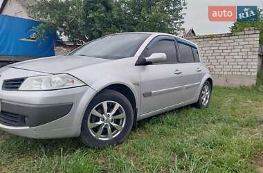 Хэтчбек Renault Megane 2006 в 