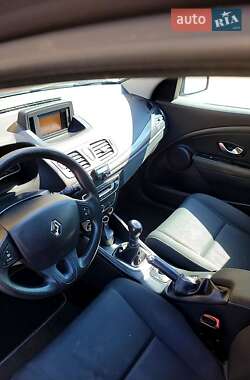 Универсал Renault Megane 2011 в 