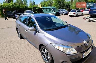 Универсал Renault Megane 2011 в 
