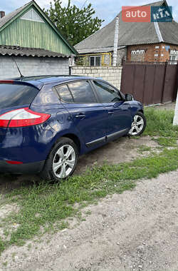 Хэтчбек Renault Megane 2009 в 