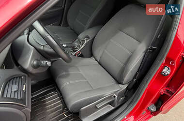 Хэтчбек Renault Megane 2014 в 