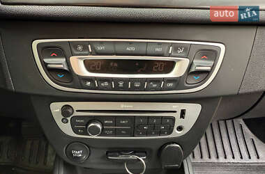 Хэтчбек Renault Megane 2014 в 