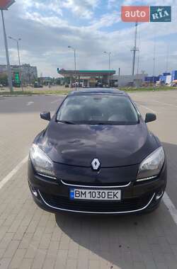 Хэтчбек Renault Megane 2012 в 