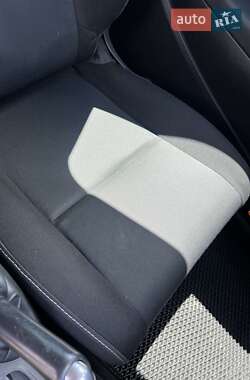 Купе Renault Megane 2010 в 