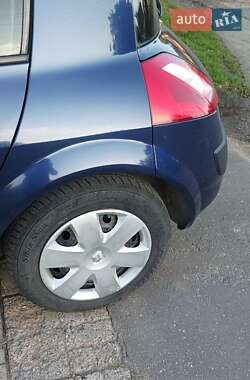 Хетчбек Renault Megane 2002 в 