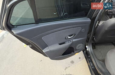 Универсал Renault Megane 2012 в 