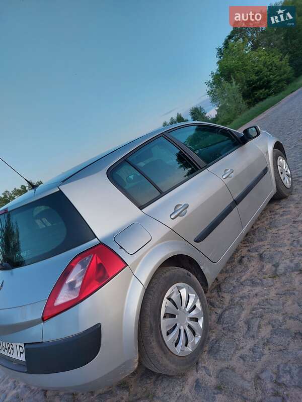 Хэтчбек Renault Megane 2005 в Литине