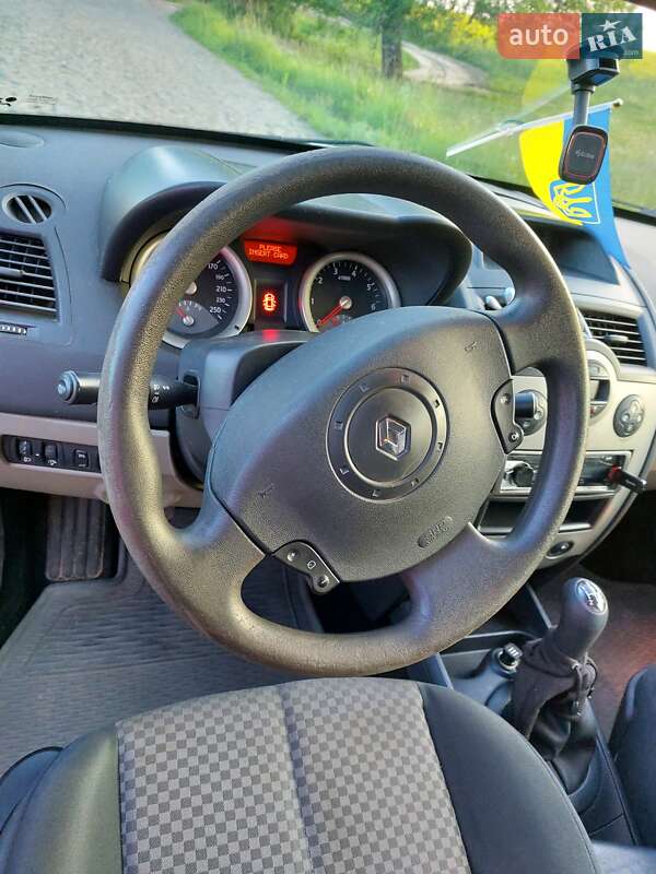 Хэтчбек Renault Megane 2005 в Литине