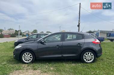 Хэтчбек Renault Megane 2010 в 