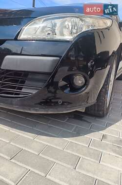 Универсал Renault Megane 2010 в 