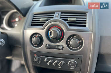 Универсал Renault Megane 2005 в 