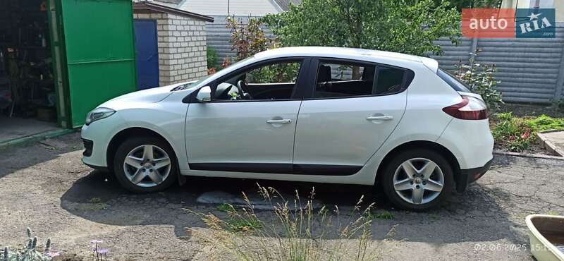 Хетчбек Renault Megane 2015 в П'ятихатках