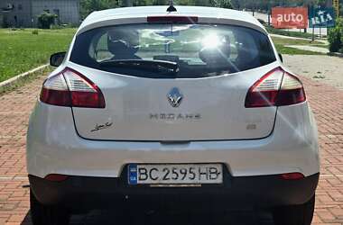 Хетчбек Renault Megane 2014 в 