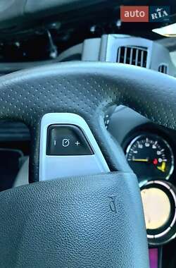 Хэтчбек Renault Megane 2011 в 