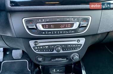 Хэтчбек Renault Megane 2011 в 