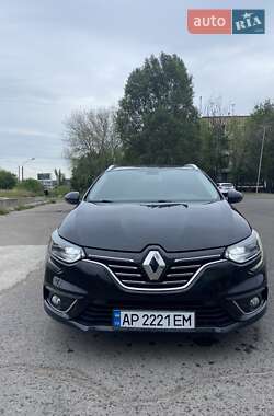 Хэтчбек Renault Megane 2016 в 
