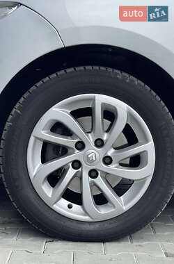 Универсал Renault Megane 2012 в 