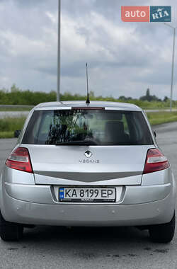 Хэтчбек Renault Megane 2008 в 