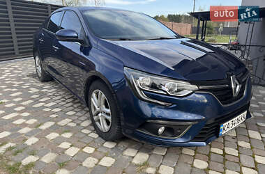 Седан Renault Megane 2018 в 