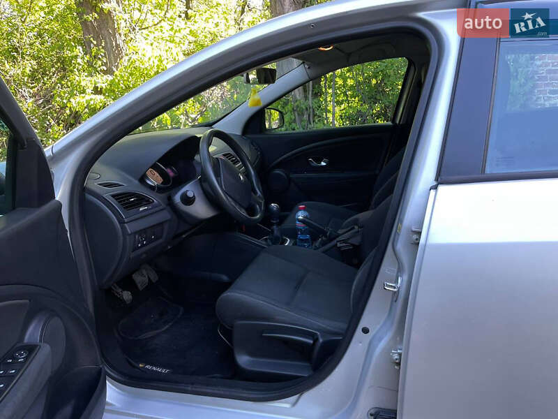 Універсал Renault Megane 2010 в Чернігові