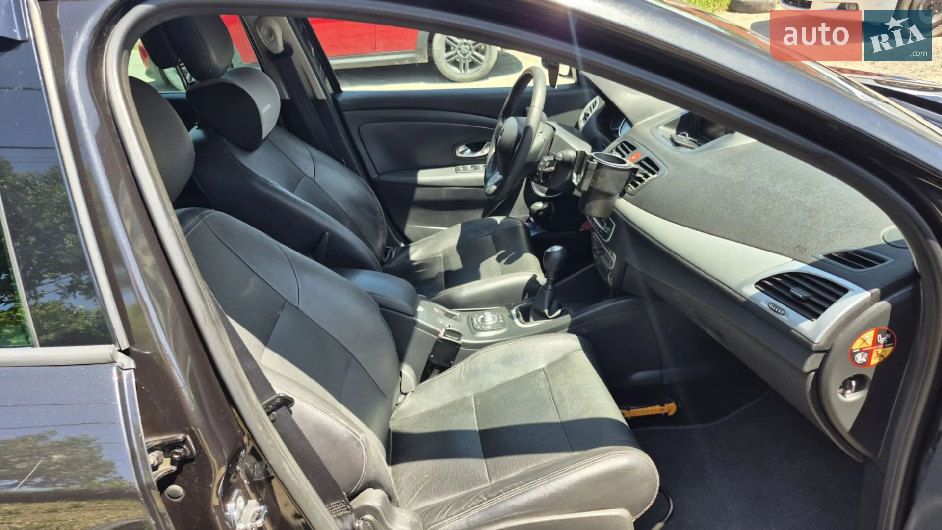 2010 Renault Megane - мініатюра 12