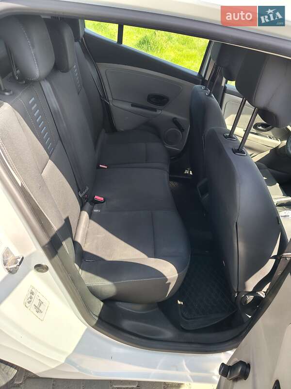 Хэтчбек Renault Megane 2011 в Умани