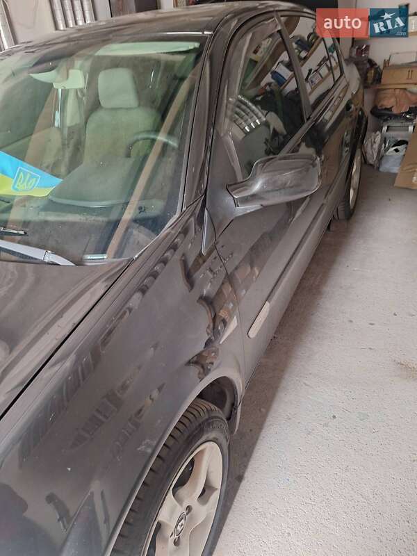 Седан Renault Megane 2006 в Борисполе фото 10 Седан Renault Megane 2006 в Борисполе