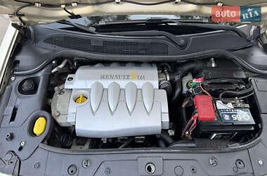 Седан Renault Megane 2006 в 
