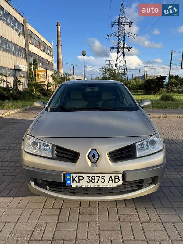 Седан Renault Megane 2006 в 