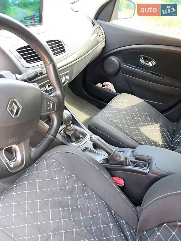 Хетчбек Renault Megane 2014 в П'ятихатках