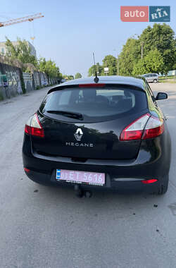 Хэтчбек Renault Megane 2009 в 