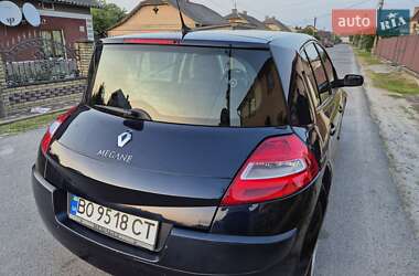 Хэтчбек Renault Megane 2008 в 