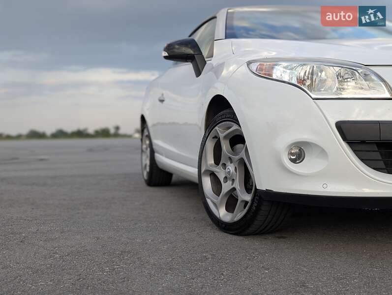 Кабриолет Renault Megane 2010 в Днепре