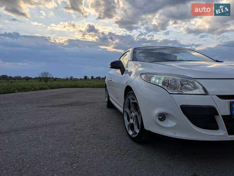Кабриолет Renault Megane 2010 в Днепре