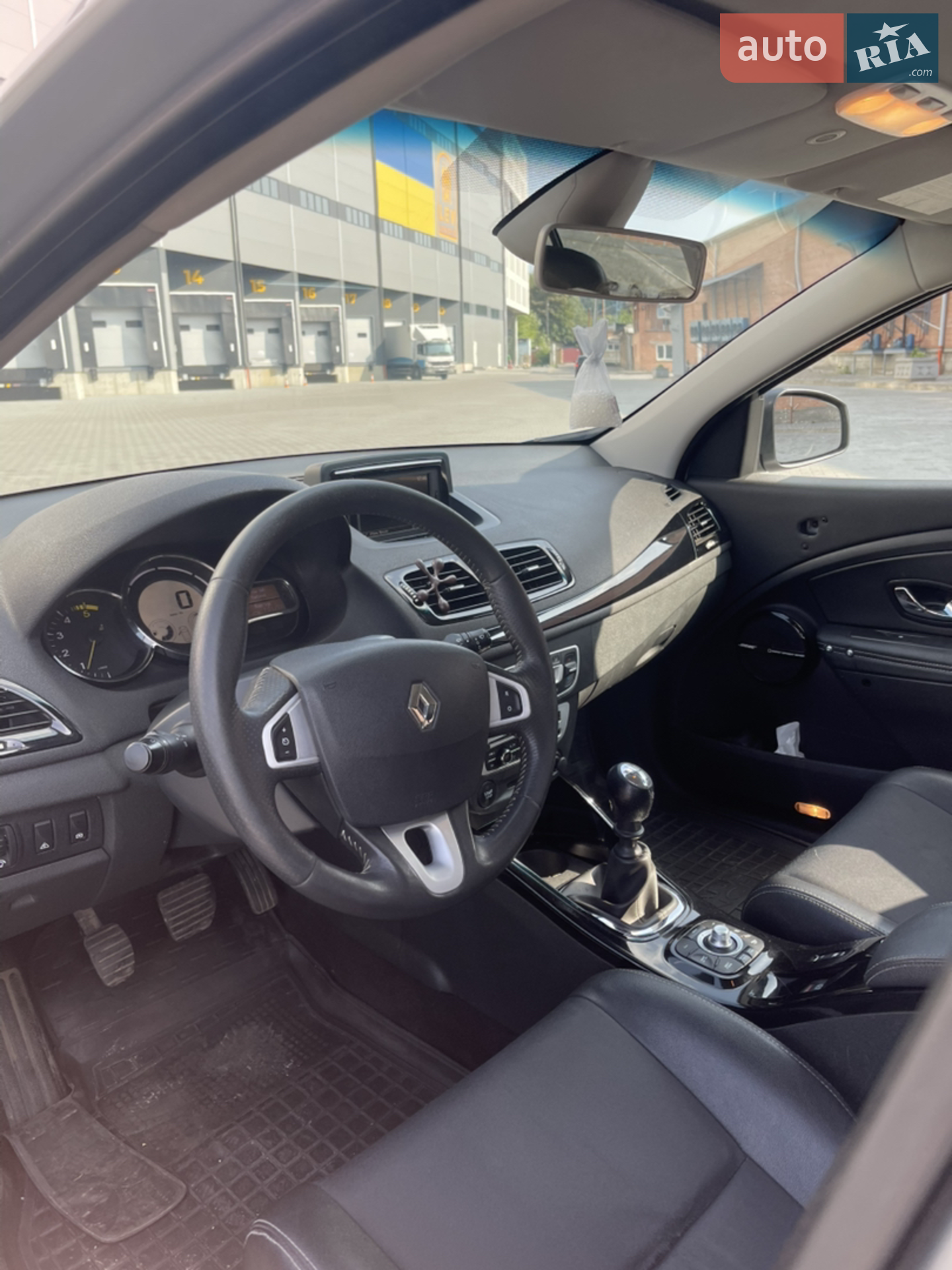 2012 Renault Megane - мініатюра 13