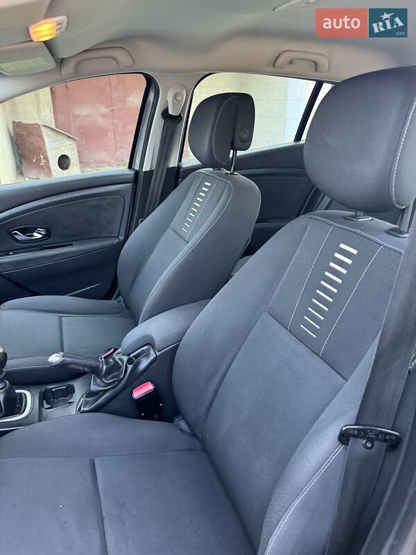 Хетчбек Renault Megane 2012 в Кам'янець-Подільському