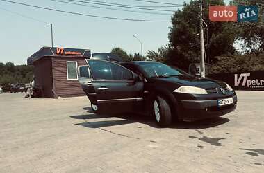 Хэтчбек Renault Megane 2004 в 