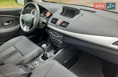 Универсал Renault Megane 2010 в 