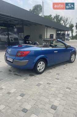 Кабриолет Renault Megane 2004 в 