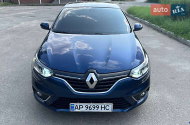 Хэтчбек Renault Megane 2016 в Запорожье