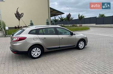 Универсал Renault Megane 2012 в 