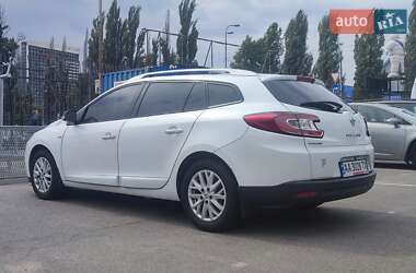 Универсал Renault Megane 2012 в 