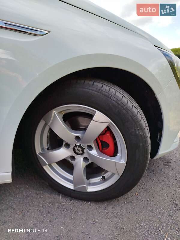 Универсал Renault Megane 2018 в Мукачево фото 6 Универсал Renault Megane 2018 в Мукачево