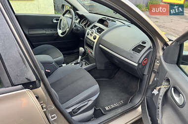 Седан Renault Megane 2009 в 