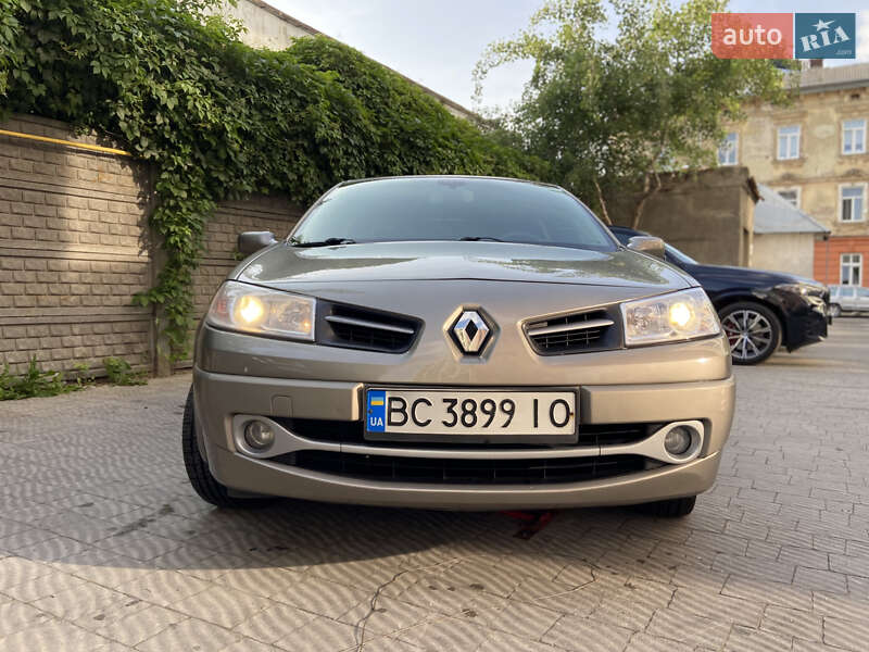 Седан Renault Megane 2008 в Львове