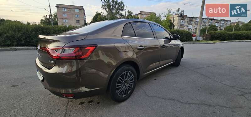 Седан Renault Megane 2018 в Полтаве фото 12 Седан Renault Megane 2018 в Полтаве