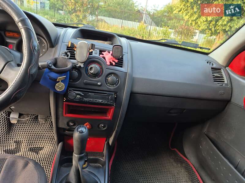 Renault Megane 2004